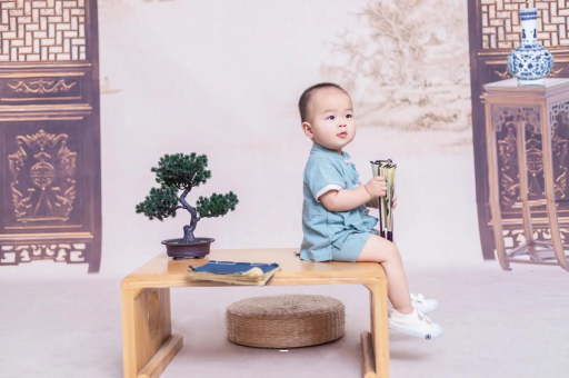 银川蜡笔小新美伢怀孕