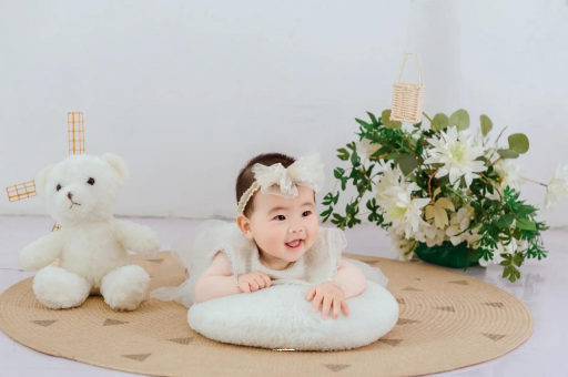 银川宝宝多大攒肚